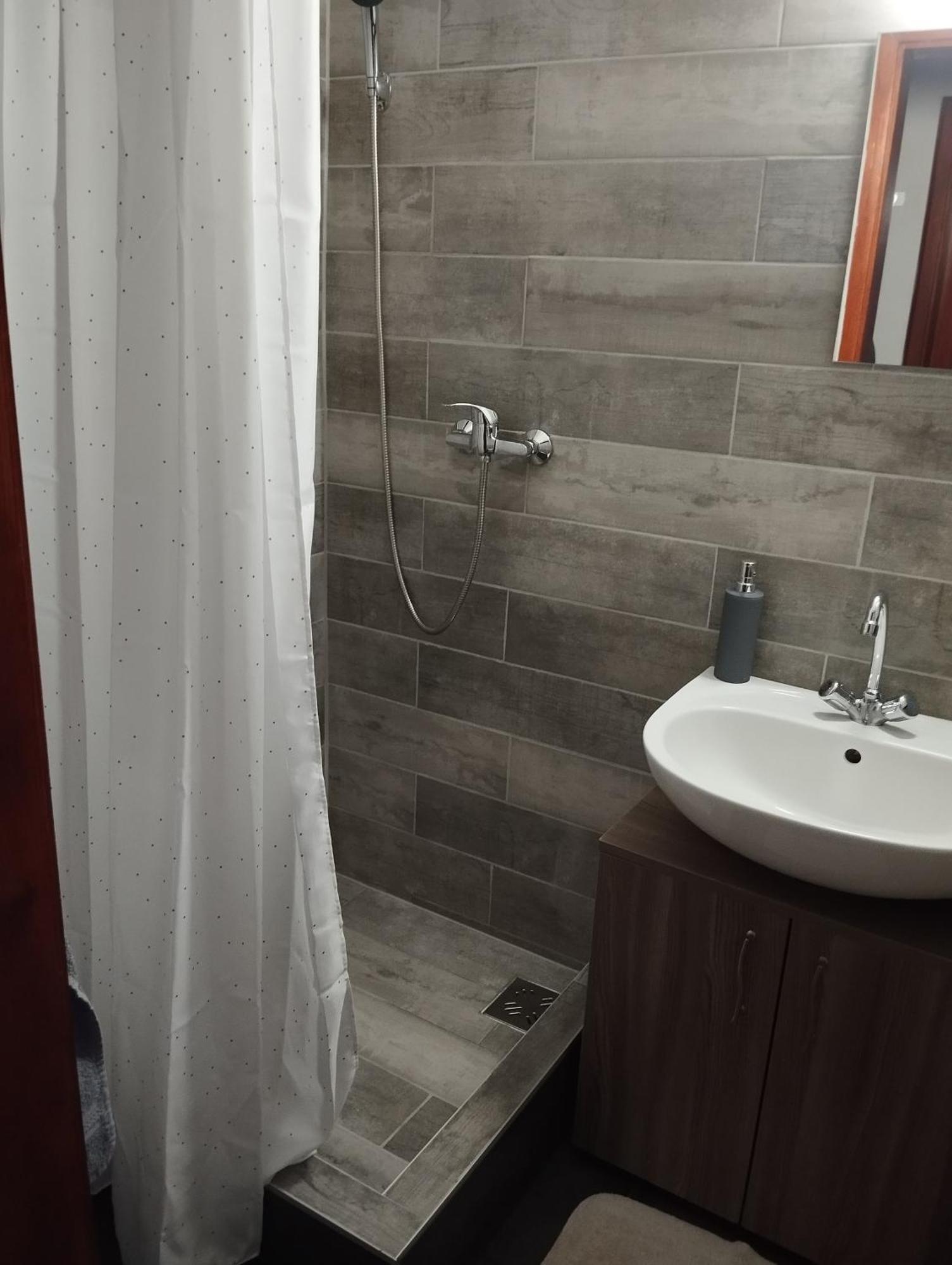 Hellasz Apartman Гюла Екстериор снимка